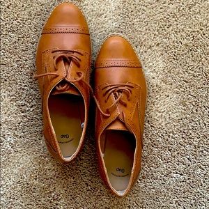 Cognac Brown Women’s Oxford Shoes